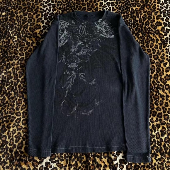 Black Y2K Cross SweatShirt - Picture 1 of 2